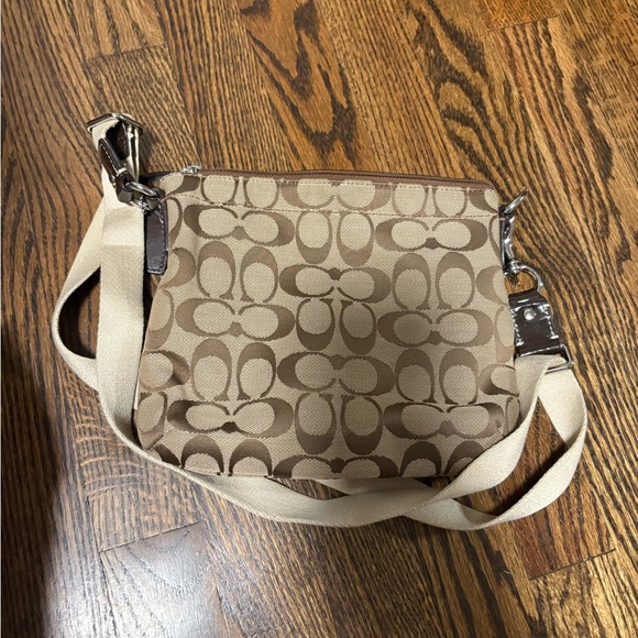 Coach Brown Signature Crossbody Bag - Picture 10 of 10